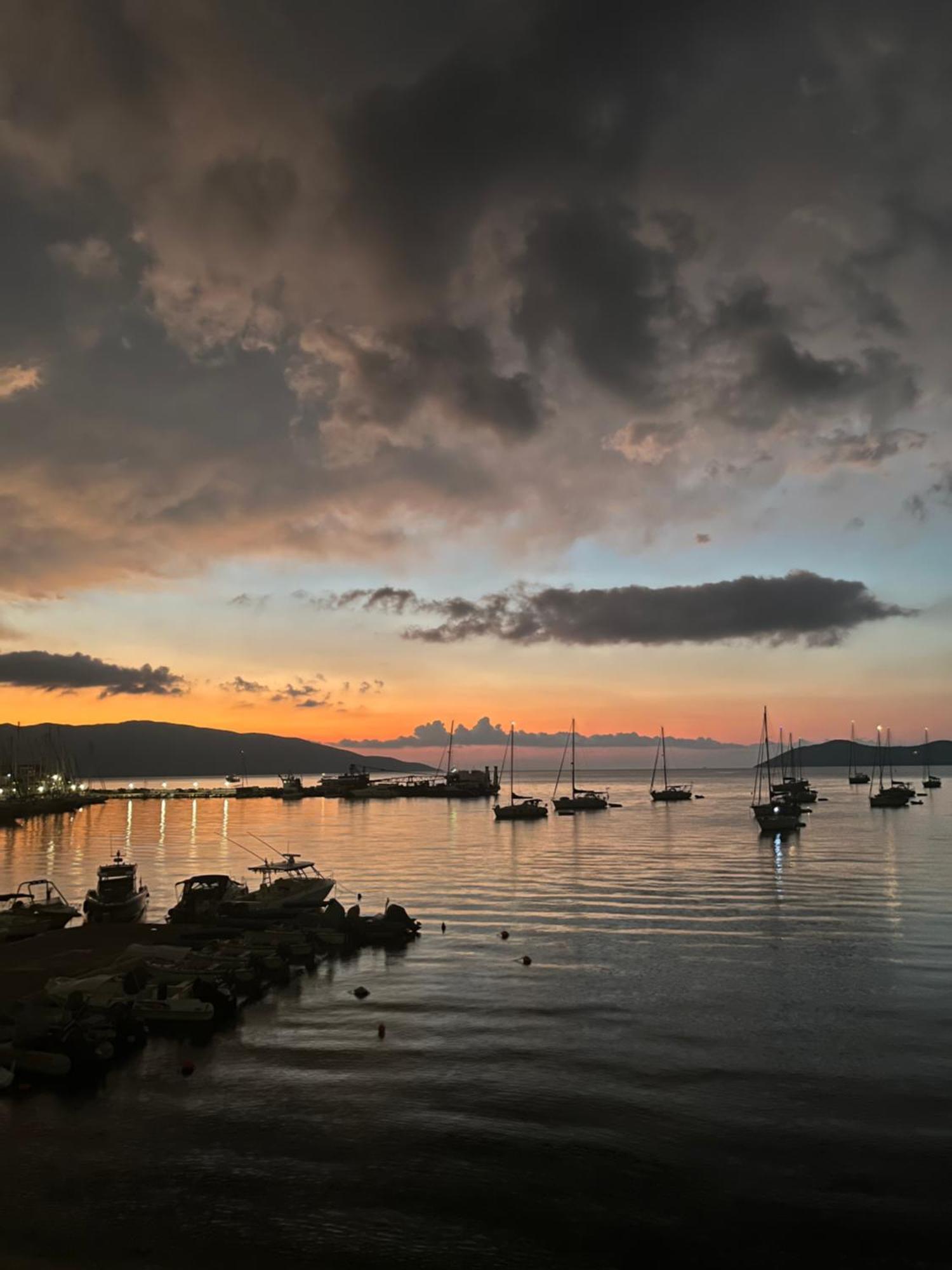 Sea Side Studios Ajía Effimía Kültér fotó